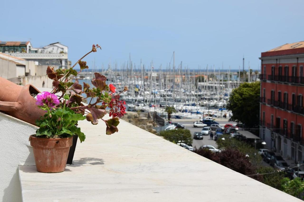 Terrazza Alla Cala Palermo Luaran gambar